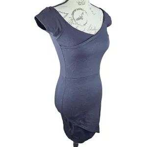 Forever 21 -728 Bodycon Dress Short Sleeve V Neck Fitted‎ Mini Dress Size Medium thumbnail 2