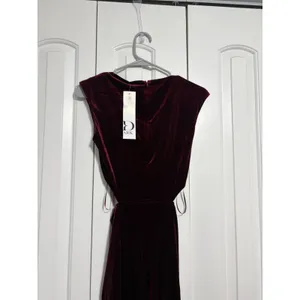 D.ARK Dress Velvet Cutout Burgundy Gold Hardware Midi M NWOT Aesthetic thumbnail 11