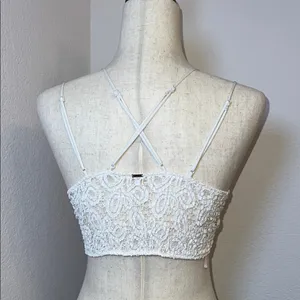 PINK Victoria's Secret Cream Lace‎ Bralette with Scalloped Trim Size Small thumbnail 3