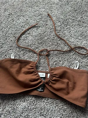 Aritzia Brown Ruched Bandeau Crop Top thumbnail 2