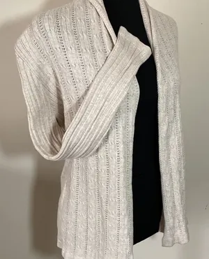 St Johns Bay Women’s Open Cardigan Sweater Size M Color Cream Long Sleeve Knit thumbnail 1