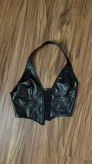 Forever 21 Black Halter Top thumbnail 4