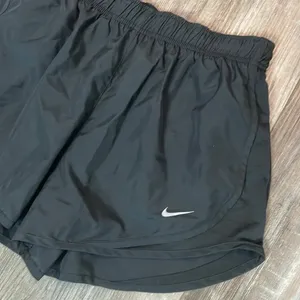 Nike Dri-FIT Black Tempo Shorts Size medium thumbnail 2
