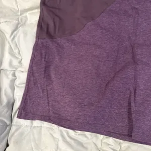 Lululemon Short Sleeve Shirt Purple Size 4 Size S/M thumbnail 5