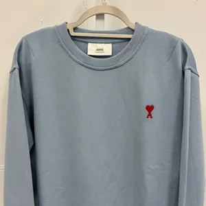 AMI ALEXANDRE MATTIUSSI Blue‎ Ami De Cœur Sweatshirt In 459 Light Blue Medium thumbnail 4