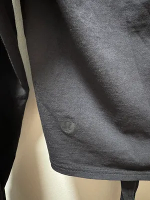 Lululemon Cropped Long Sleeve thumbnail 3