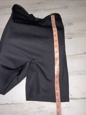 SKIMS Black Hip Shaping Enhancement Padded Mid Thigh Short Size Large thumbnail 6