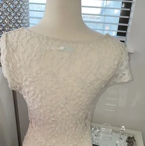 Kimchi Blue Cream Lace Skater Dress thumbnail 4