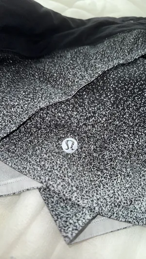Lululemon Shorts thumbnail 3