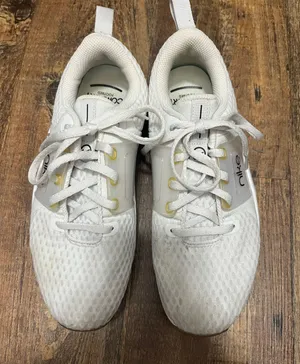 Nike Tennis Shoes thumbnail 2
