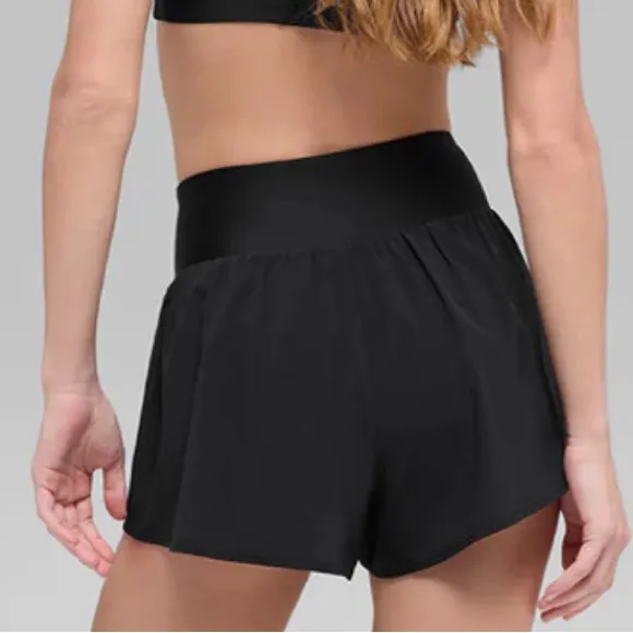 Alo yoga V-Cute Running Short black - Image 3