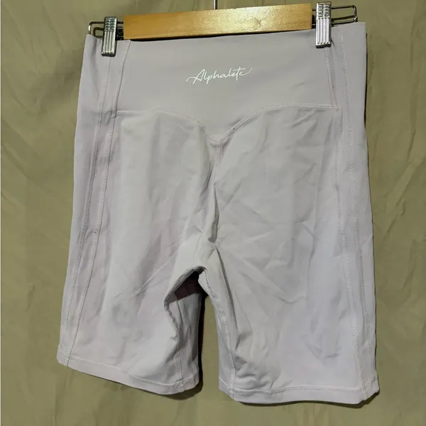 Alphalete biker shorts - Image 2