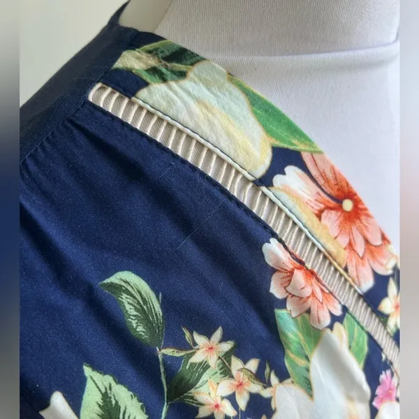 Farm Rio Anthropologie Midnight Flower Wrap Dress Blue Floral Cottage Small - Image 8