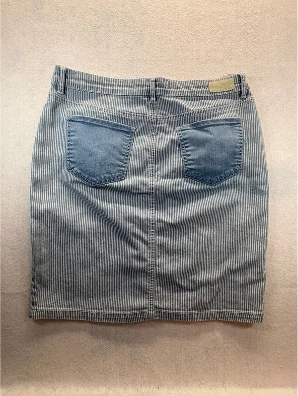 Buffalo David Bitton Catherine Stretch Denim Skirt Striped Button Front 16 Waist - Image 4