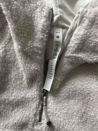 Lululemon Scuba Oversized Half-Zip Fleece Hoodie - Image 4