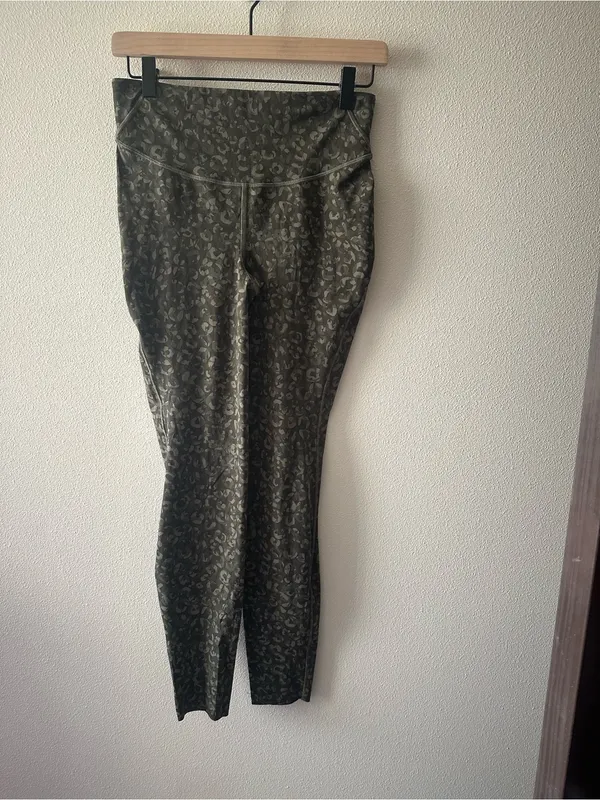 Lululemon Base Pace High-Rise Tight 28" Intertwined Camo Olive W5DX7S size 8 - Image 7