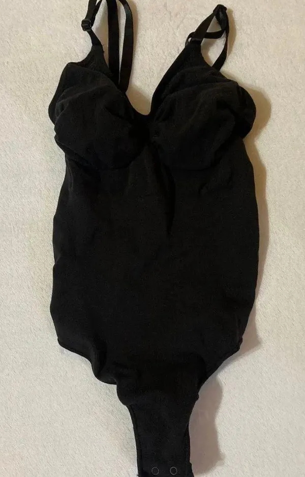 Sculpting Thong Bodysuit S/M - Image 3