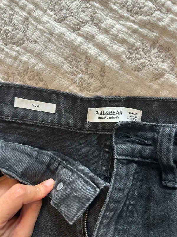 Distressed Mom Jeans - Image 7