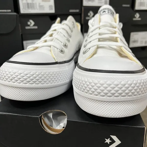 Converse Women's White Trainers - Image 3