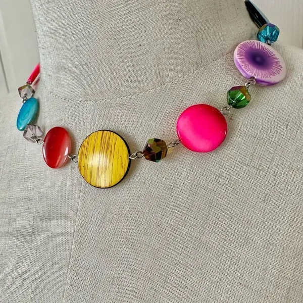 Colorful circle crystal beaded necklace Pink - Image 2