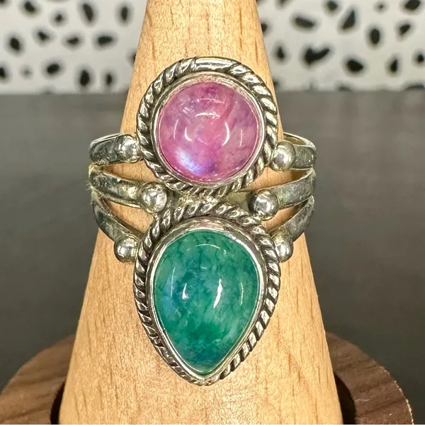 Sterling Silver Pink and Green Moonstone Two Stone Triple Band Ring Size 7 - Image 8