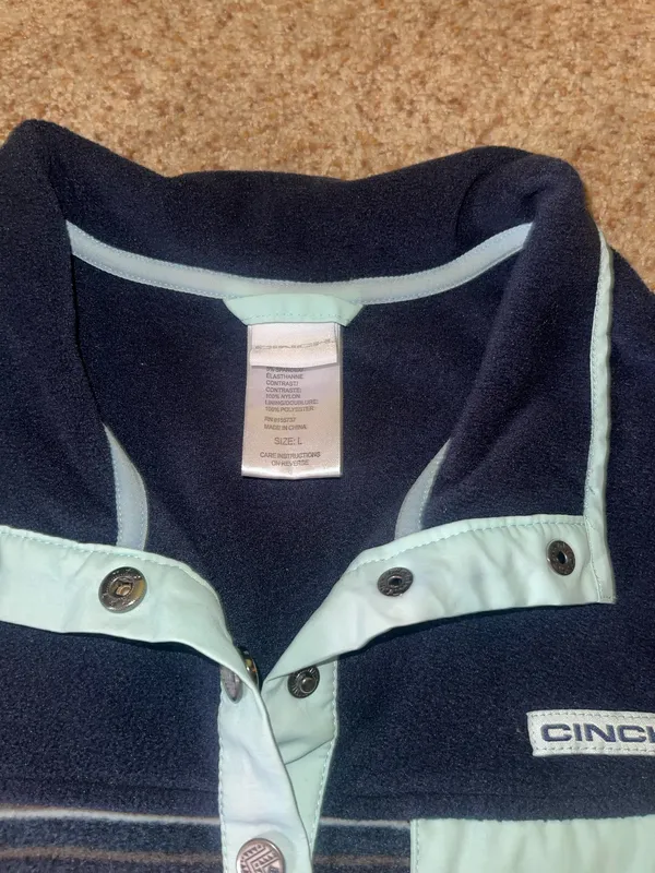 Cinch Women’s Pullover Fleece Aztec Print Blue Sweater Large - Image 2