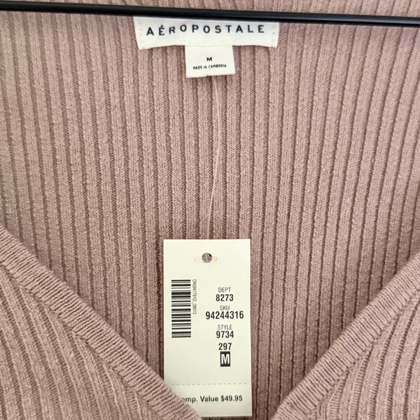 NWT Aeropostale Cropped Keyhole Front Deep V Neck Sweater Pink Tan Size Medium - Image 5
