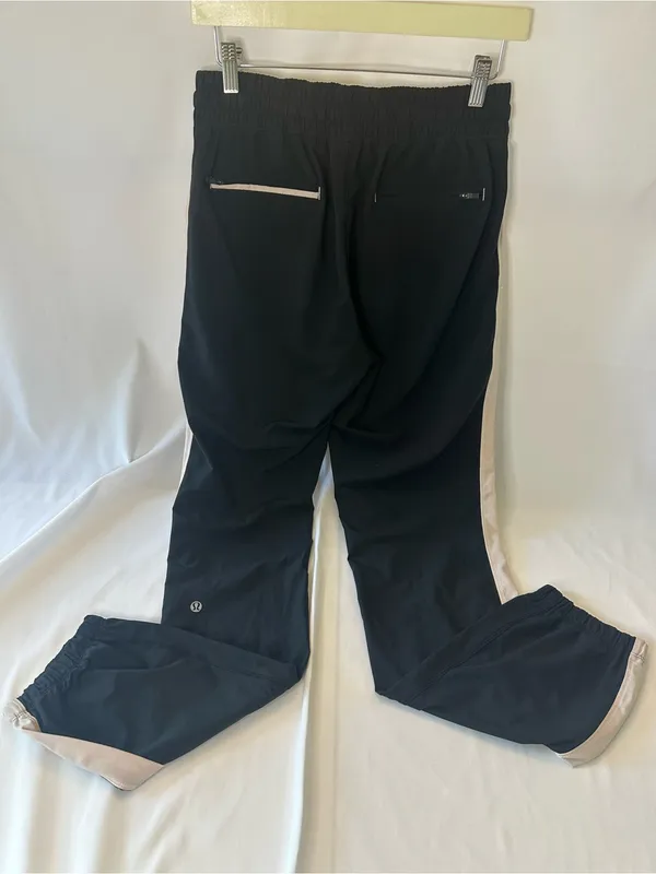 Lululemon Women’s Size 6 Vintage Joggers, Black With Pink Siding & Pink Strings - Image 2
