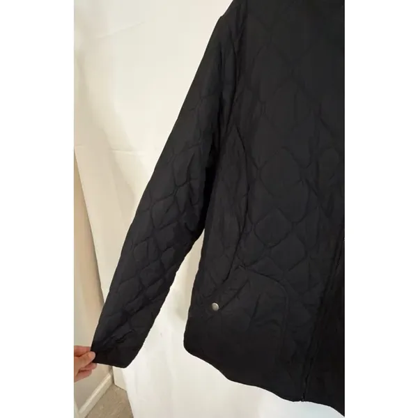 Eddie Bauer Women's Quilted Field Jacket in Black sz. XL\\\\ - Image 8
