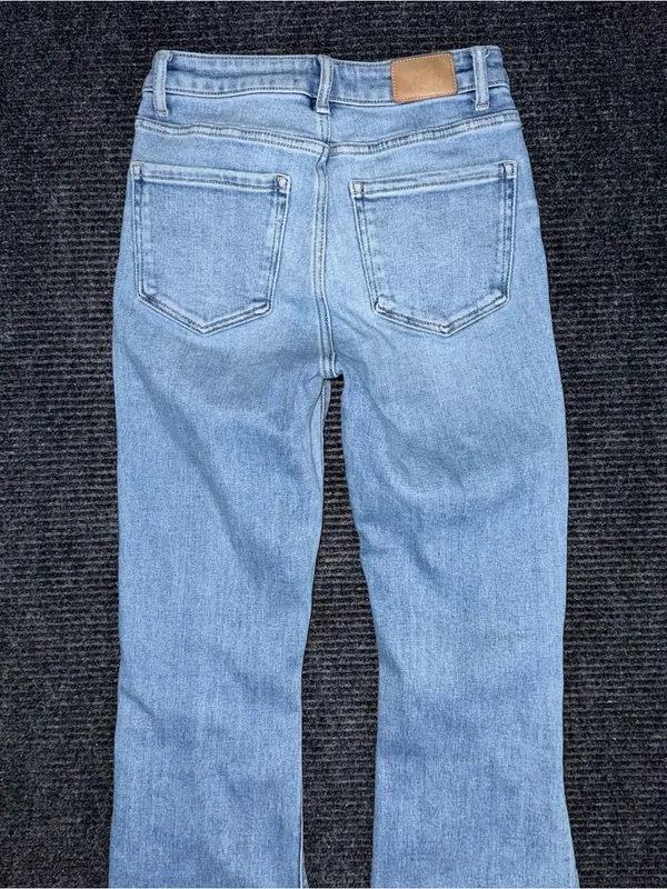Buckle BKE Billie Slim Fit High Rise Bootcut Stretch Jeans 26 x 31.5 Distressed - Image 5