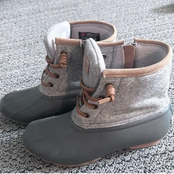 Sperry Grey Saltwater Wool Embossed Duck Boot w/ Thinsulate - Image 3