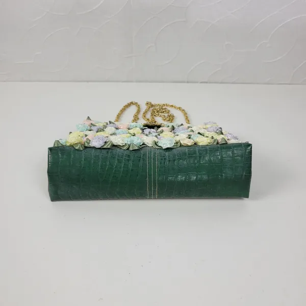 Andé Womens Clutch Bag Green Croc Embossed Pastel Floral Applique Gold Chain - Image 4