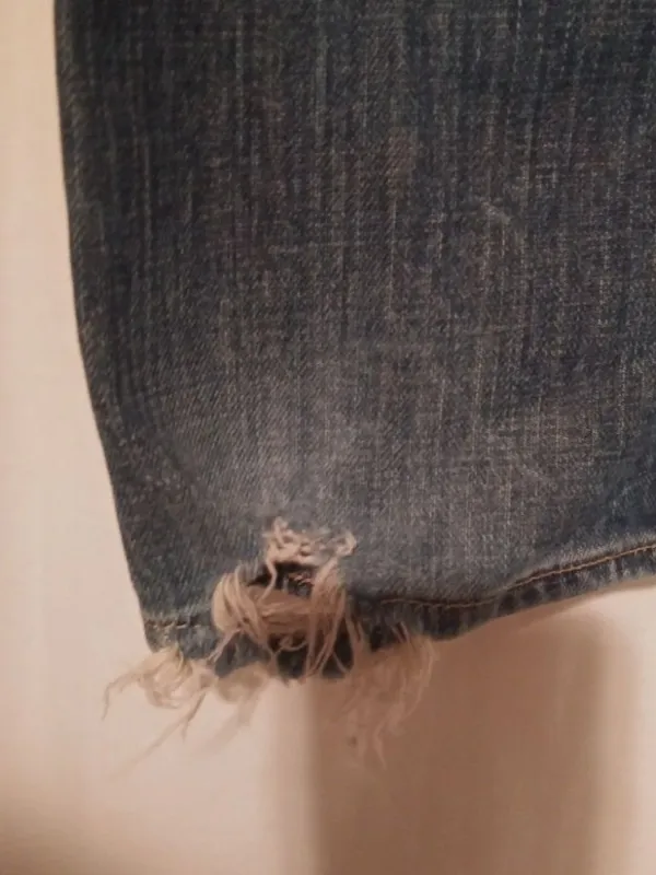 American Eagle 77 8R 33x32 Straight Distressed Jeans - Image 6