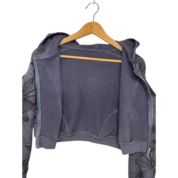 Buff Bunny Collection Cropped Zip Up Hoodie Charcoal Leaf Print Athleisure‎ M - Image 9