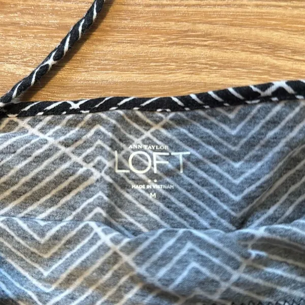 Ann Taylor Loft Black and White Tank Top‎ Size Medium - Image 4