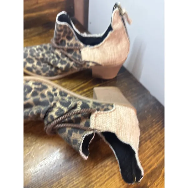 Leopard Print Ankle Boots Size‎ 39 (Size 8.5) - Image 7