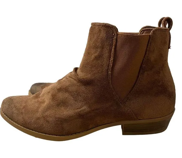 The Buckle Very G Cognac Brown Ankle Chelsea Boots 8US Medium Women’s Soft Suede - Image 5