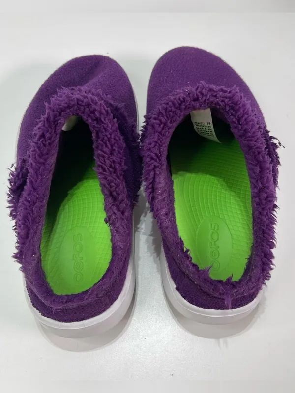 OOFOS OOcoozie Mules Slip On Recovery Shoes Purple Sherpa Fuzzy Comfort Women 8 - Image 5