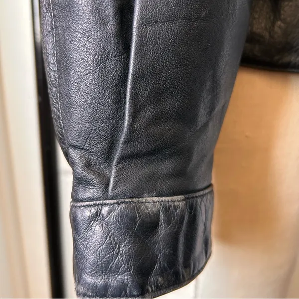 Vintage American leather Black jacket #leatherjacket Size M - Image 3