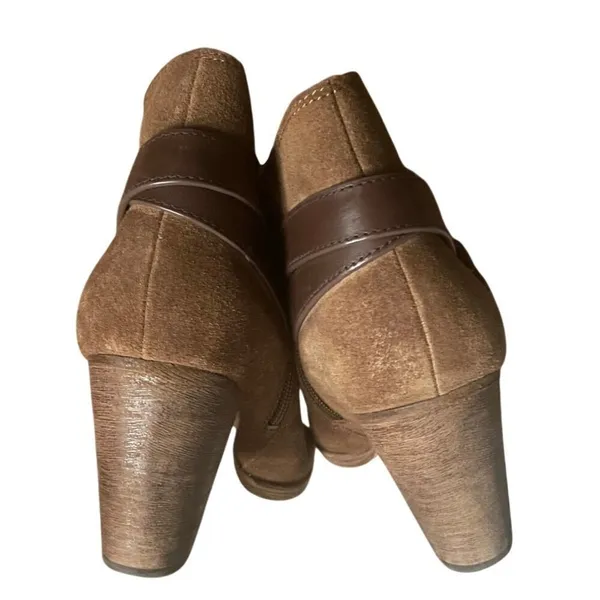 Cole Haan Hayes Brown Booties sz‎ 7 Buckle Heeled Suede Work Going Out Round Toe - Image 4