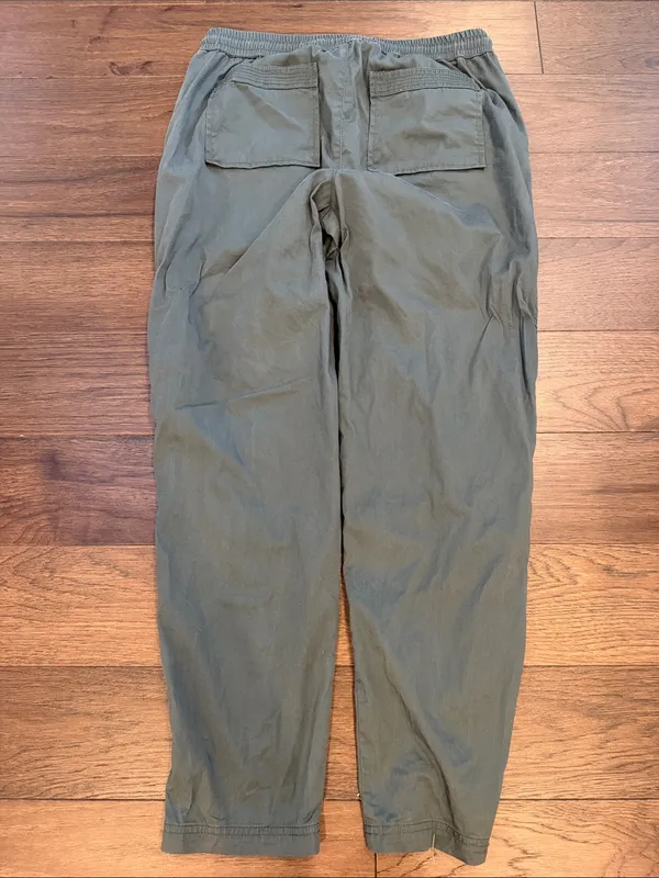 Lou & Grey Joggers in Green Size Medium - C30-103 - Image 6