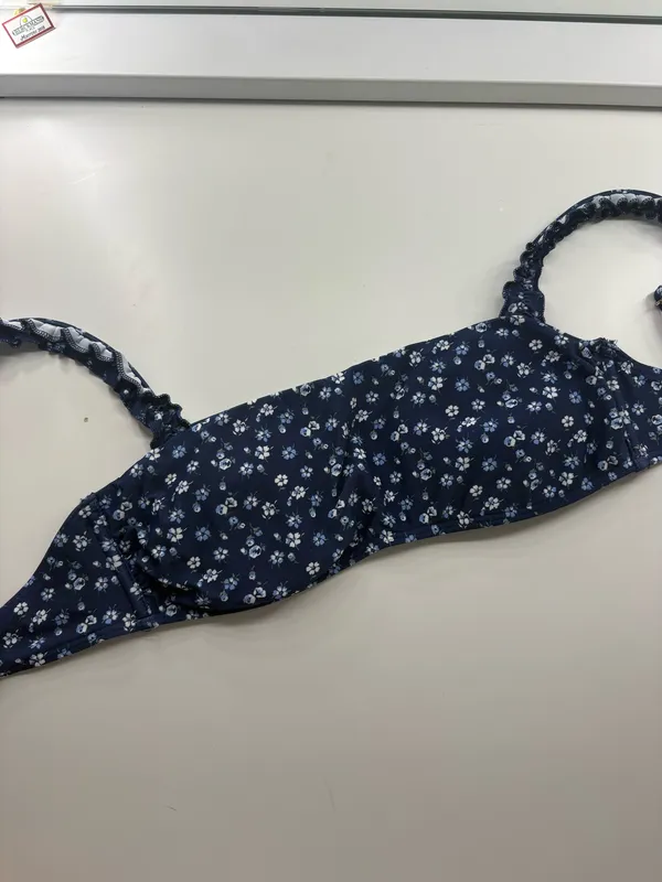 Hollister Bikini Top - Image 5