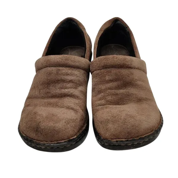 Brown suede B.0.C clogs s 7.5 - Image 2