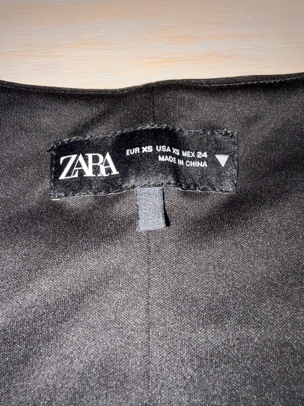 ZARA Black Square Neck Crop Top - Image 3