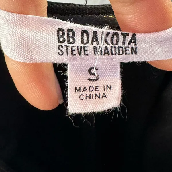 BB Dakota by Steve Madden Stretch‎ V Neck Jumpsuit in Black Size Small - Image 8