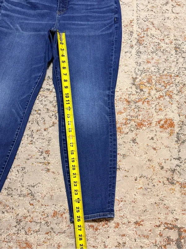 American Eagle curvy high rise jegging jeans size 14 short - Image 4