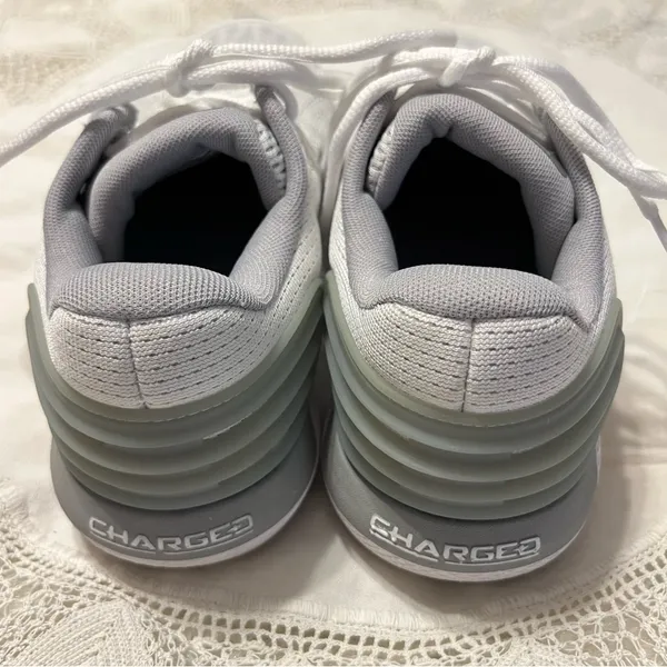 Under Armour Charged Rogue Running Sneakers Woman’s 10 White Gray - Image 6