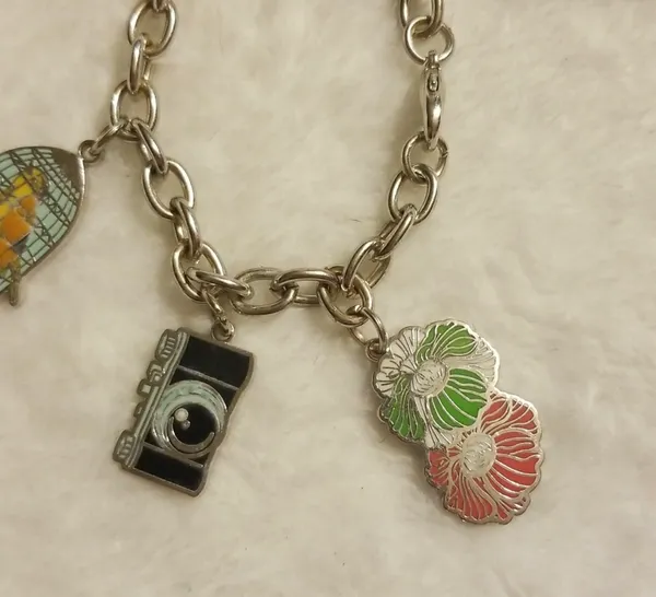 Benefit Charm Bracelet Limited Edition Silver - Image 2