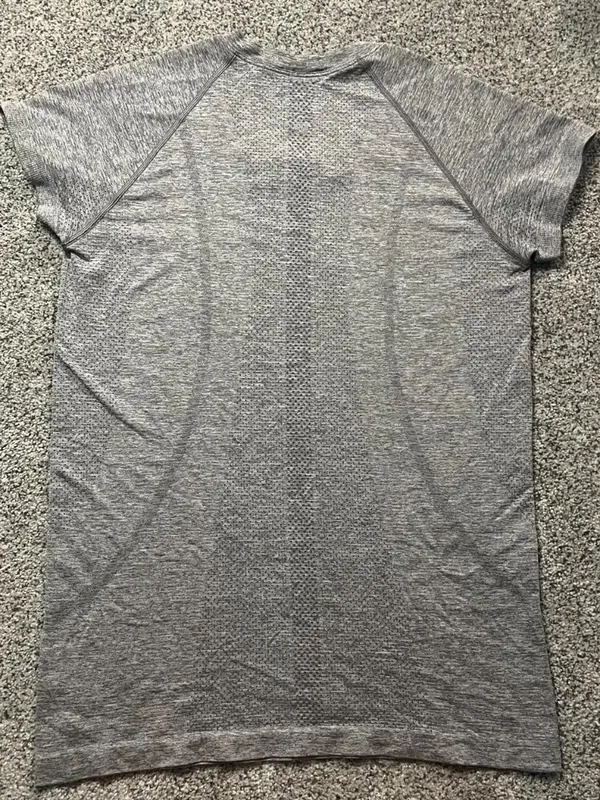 Grey Lululemon short sleeve swiftly - Image 5