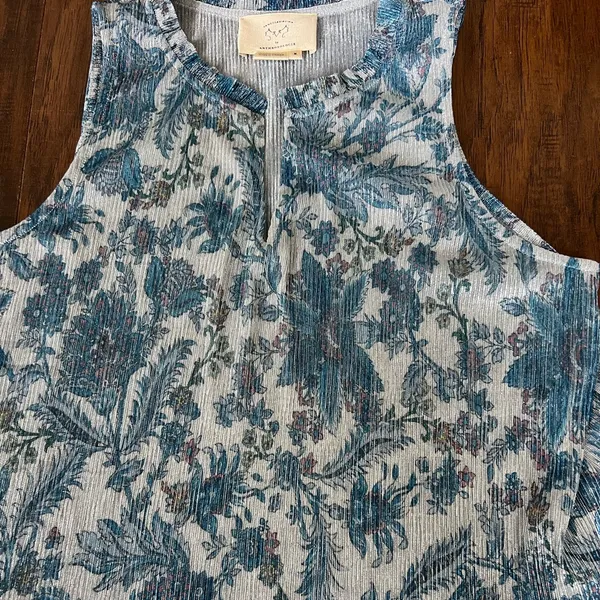 Anthropologie Shimmering Floral Blouse - Image 7